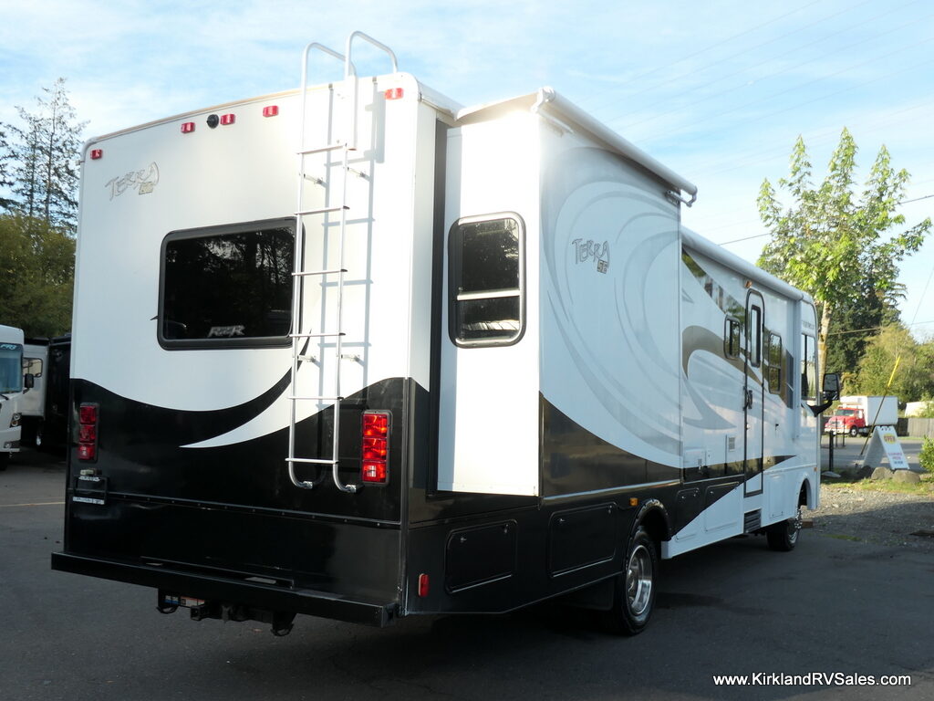 2013 Fleetwood TERRA SE 33S Class-A, Low Miles! 2 Slide-Outs-Image