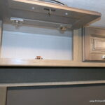 2021 Keystone COUGAR Half-Ton 24SABWE Travel Trailer, Slide-Out, Inverter, Very Clean!-Thumbnail