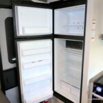2021 Keystone COUGAR Half-Ton 24SABWE Travel Trailer, Slide-Out, Inverter, Very Clean!-Thumbnail